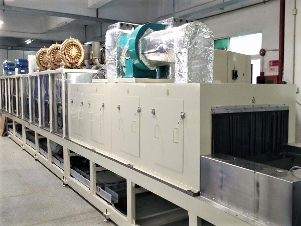 五金沖壓件離子水噴淋清洗機(jī)