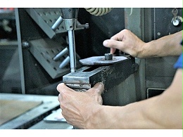 深圳精密五金公司-五金沖壓實(shí)力如何？