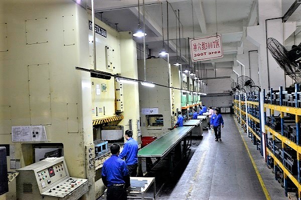 深圳五金沖壓廠-誠瑞豐