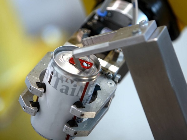 智能家居機(jī)器人